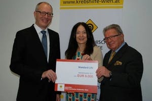 Standard Life spendet 6.000 Euro an Österreichische Krebshilfe Wien