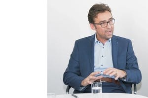 Zurich stellt regionalen Vertrieb neu auf