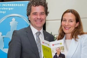 NÜRNBERGER Versicherung erweitert Pflegevorsorge um Assistance-Leistungen