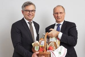 Hagelversicherung: Nachhaltigkeitsfrühstück mit Bundesminister Dr. Magnus Brunner