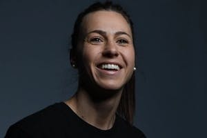Profi-Fußballerin Viktoria Schnaderbeck und Allianz arbeiten zusammen