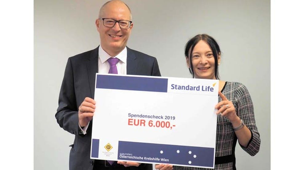 Standard Life spendet an Krebshilfe Wien
