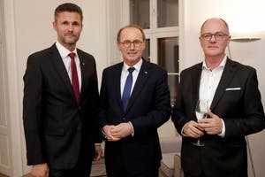 g&o und Kap Dion: Prominent besuchte Büroeröffnung in Wien