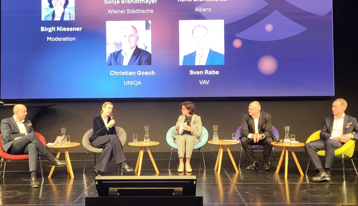 Podium-bei-der-Innovation-Night-KI-an-der-Schwelle-zum-Produktivit-tsbooster-aber-Europa-fehlt-der-Mut-