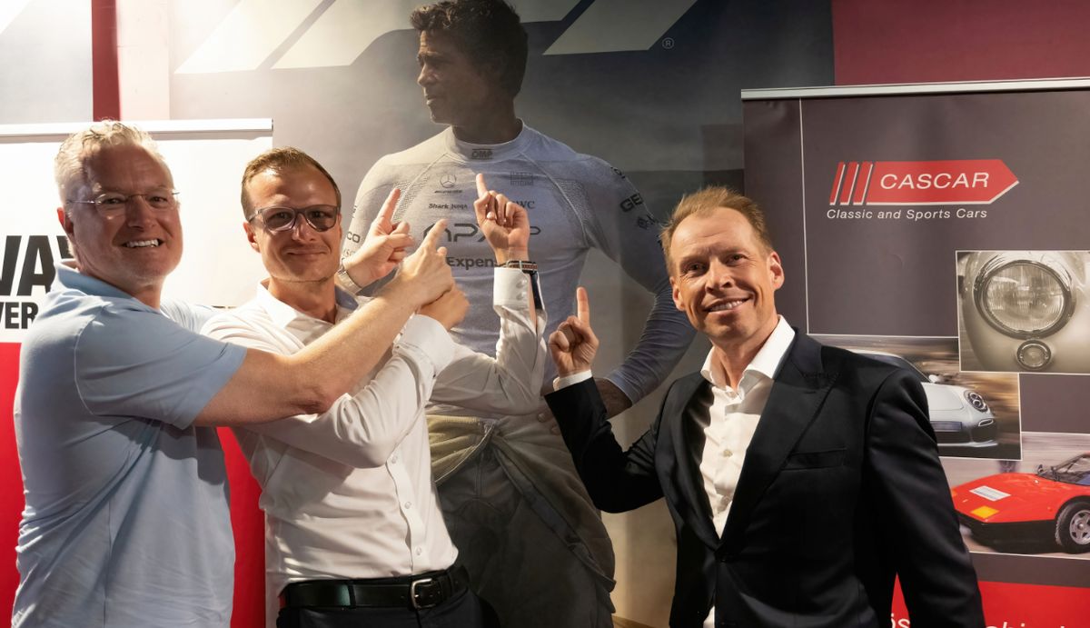 VAV-lud-mit-Cascar-und-Scuderia-Gohm-zur-exklusiven-Kinovorf-hrung-des-Films-F1-
