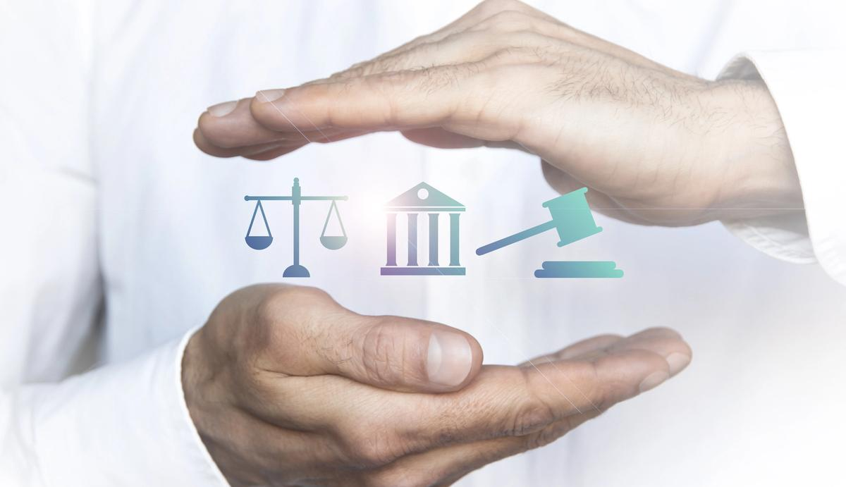 ROLAND-schlie-t-offene-Versicherungsl-cke-mit-DeckungsGarant