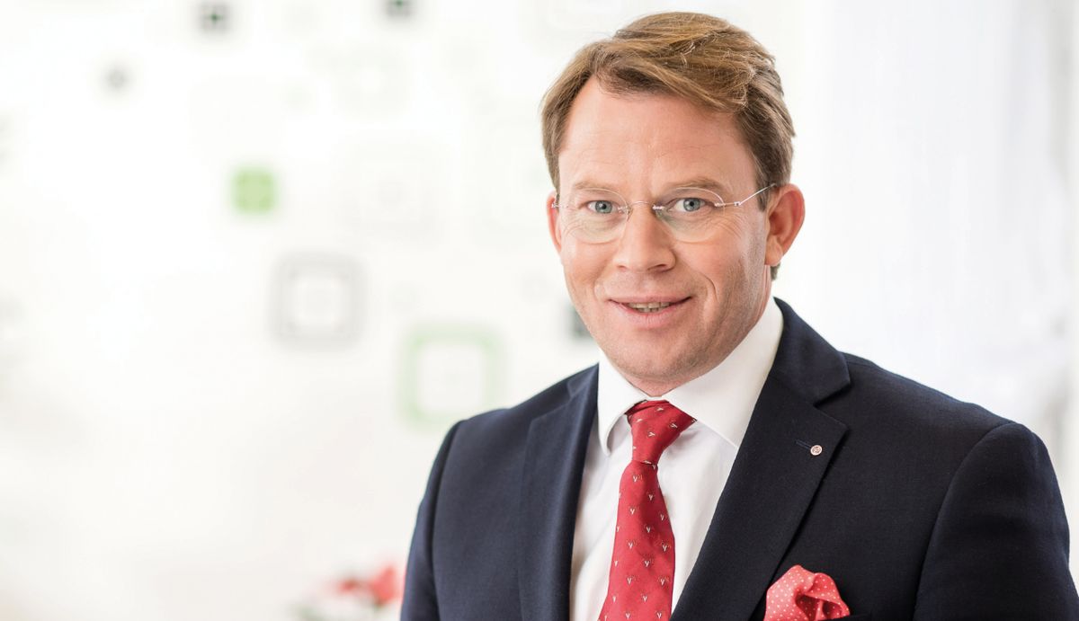 -VM-warnt-vor-steigenden-Cyber-Risiken-und-fehlender-Absicherung-gegen-Naturgefahren