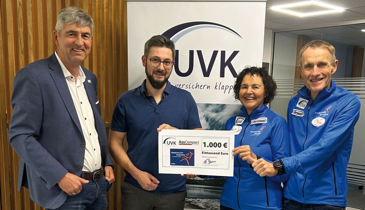AssCompact-und-UVK-setzen-Weihnachtstradition-fort-1-500-Euro-f-r-den-guten-Zweck